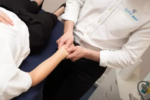 Osteopathy treatment for Wrist and Hand Pain